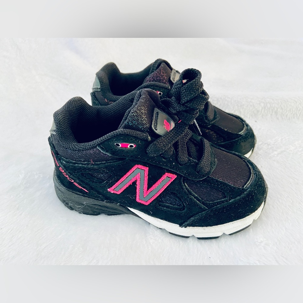 New Balance kids shoes size 4